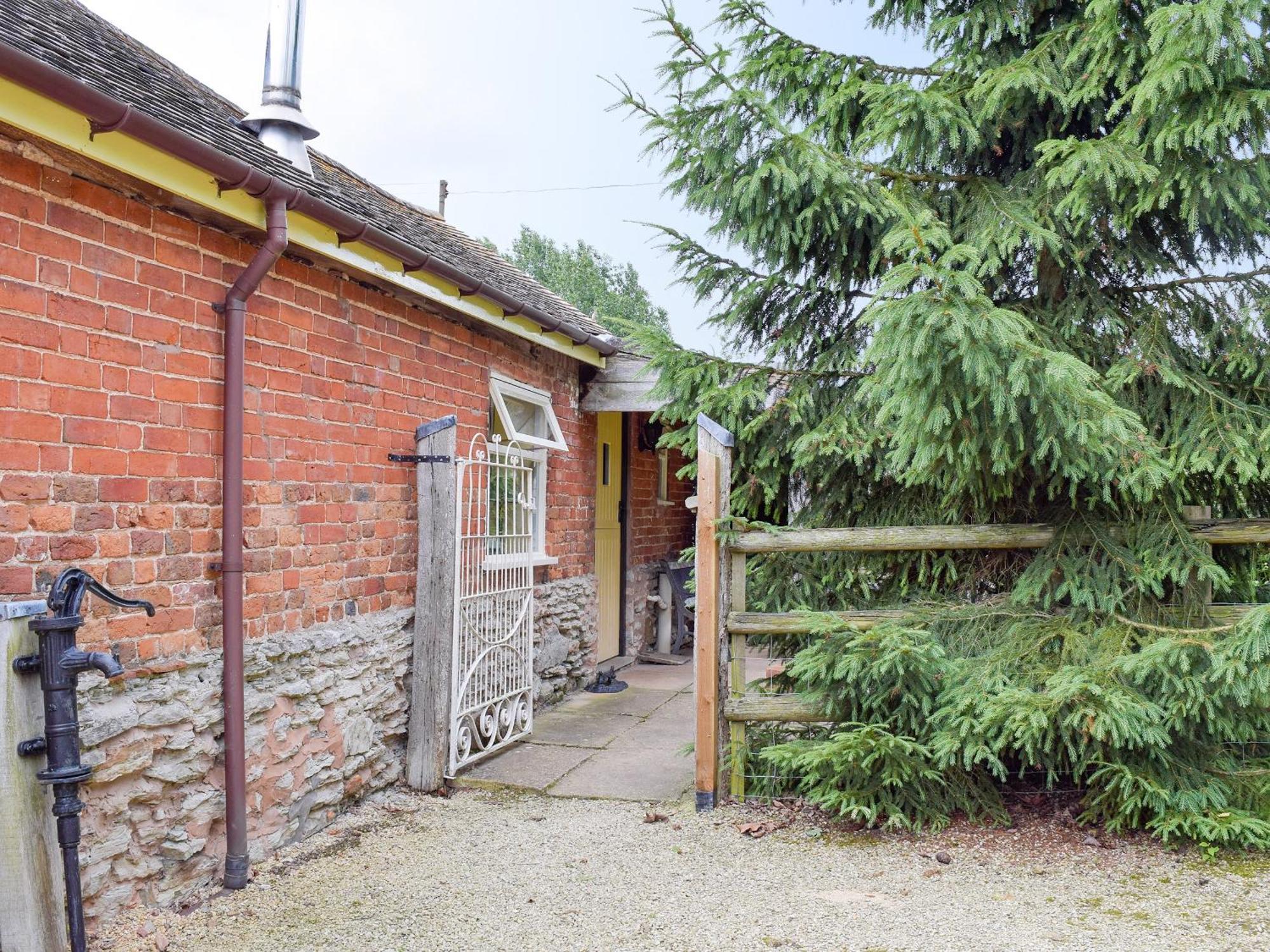 Rye Court Cottage Birtsmorton ภายนอก รูปภาพ
